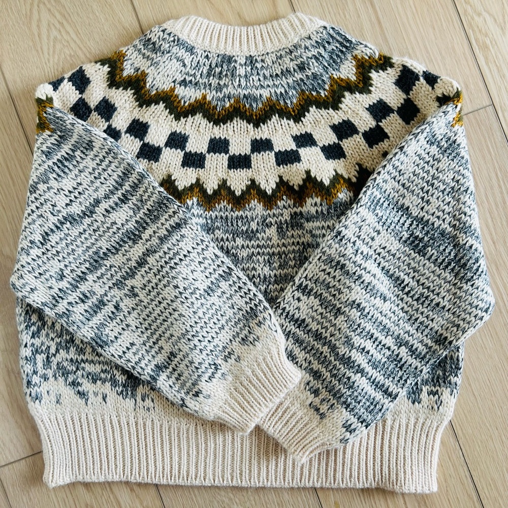 The GREAT Sweater - Picture 3 of 4
